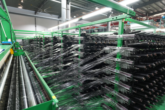 Plastic woven barrier.png